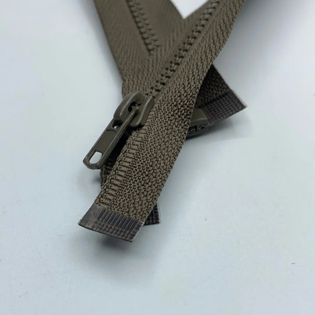 Separating Zippers, (NZP0081:118)