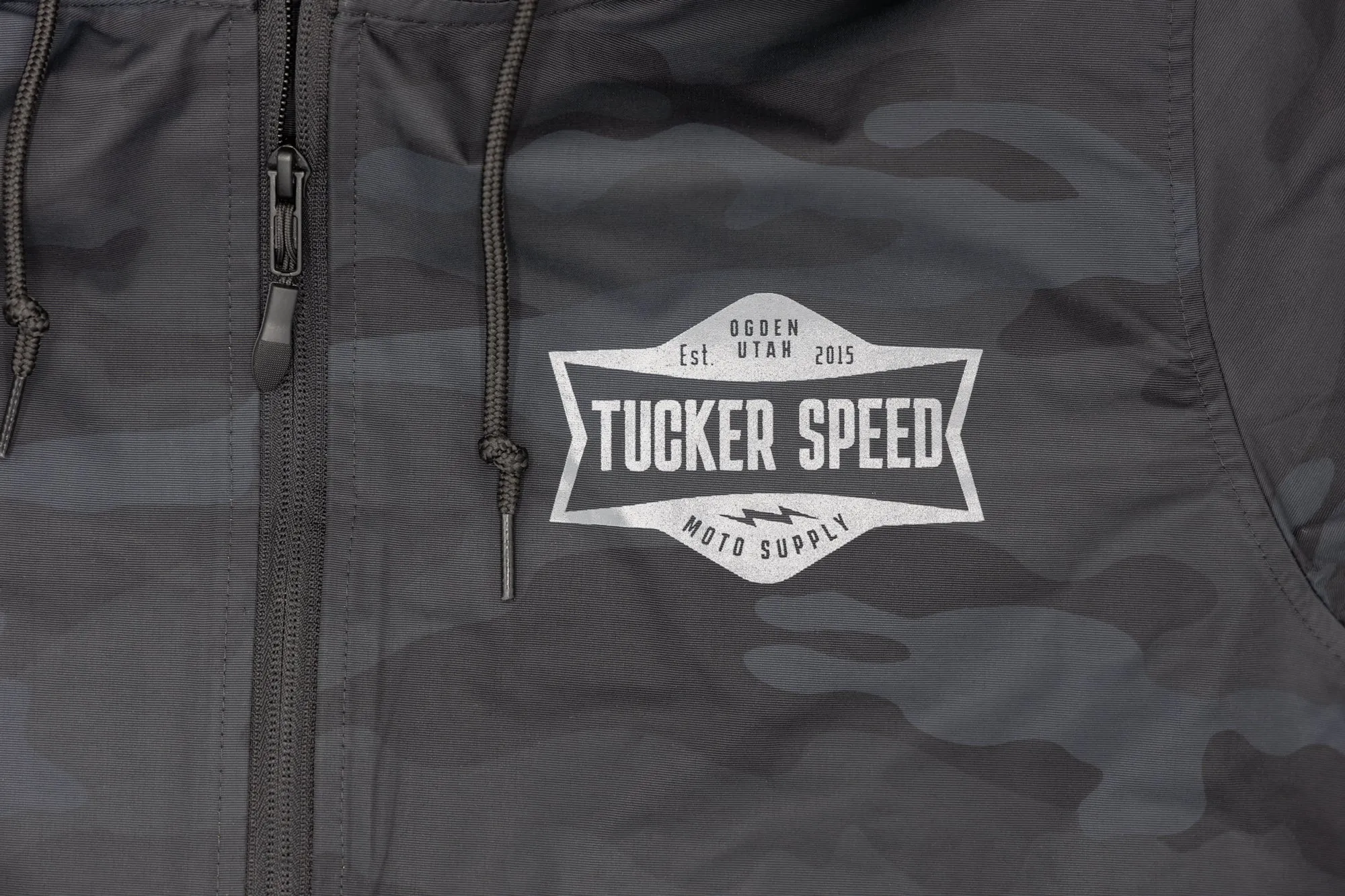 Tucker Speed Water Resistant Windbreaker Anorak Jacket - Black Camo / Gray